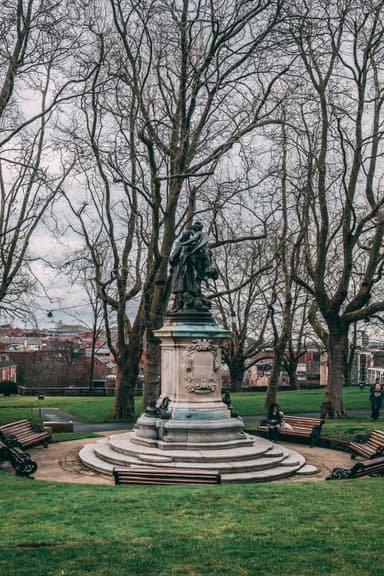 The Robin Hood statue, Nottingham