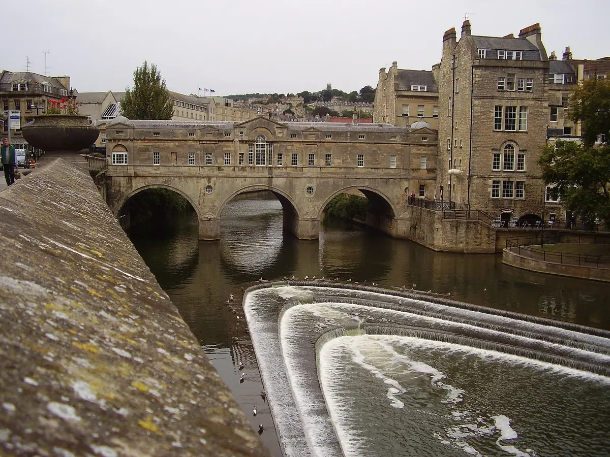 Pulteney Bridge and the weir on the River Avon