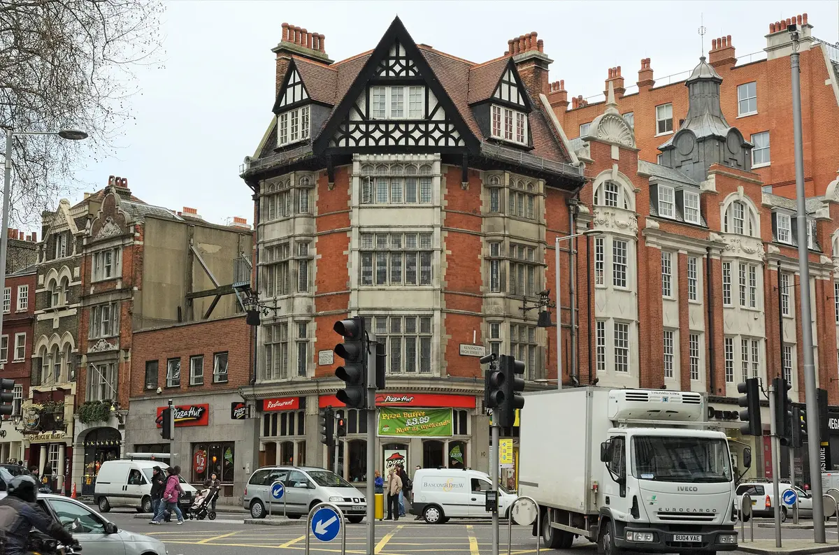 Red brick buildings on Kensington High Street